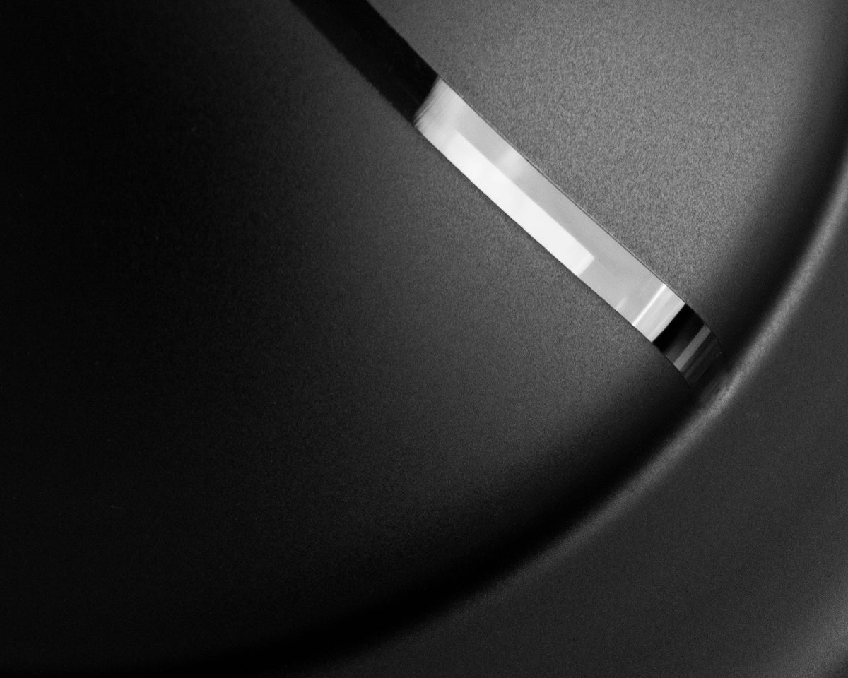 AEON Edition 6 Premium Plus Black Velvet, maker photo 6