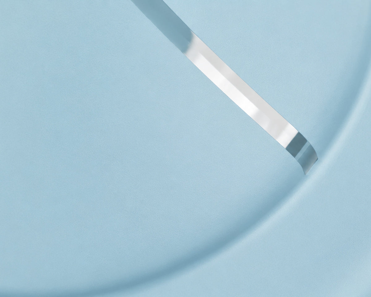 AEON Edition 6 Premium Plus Blue Velvet: close-up of the bowl and stem top