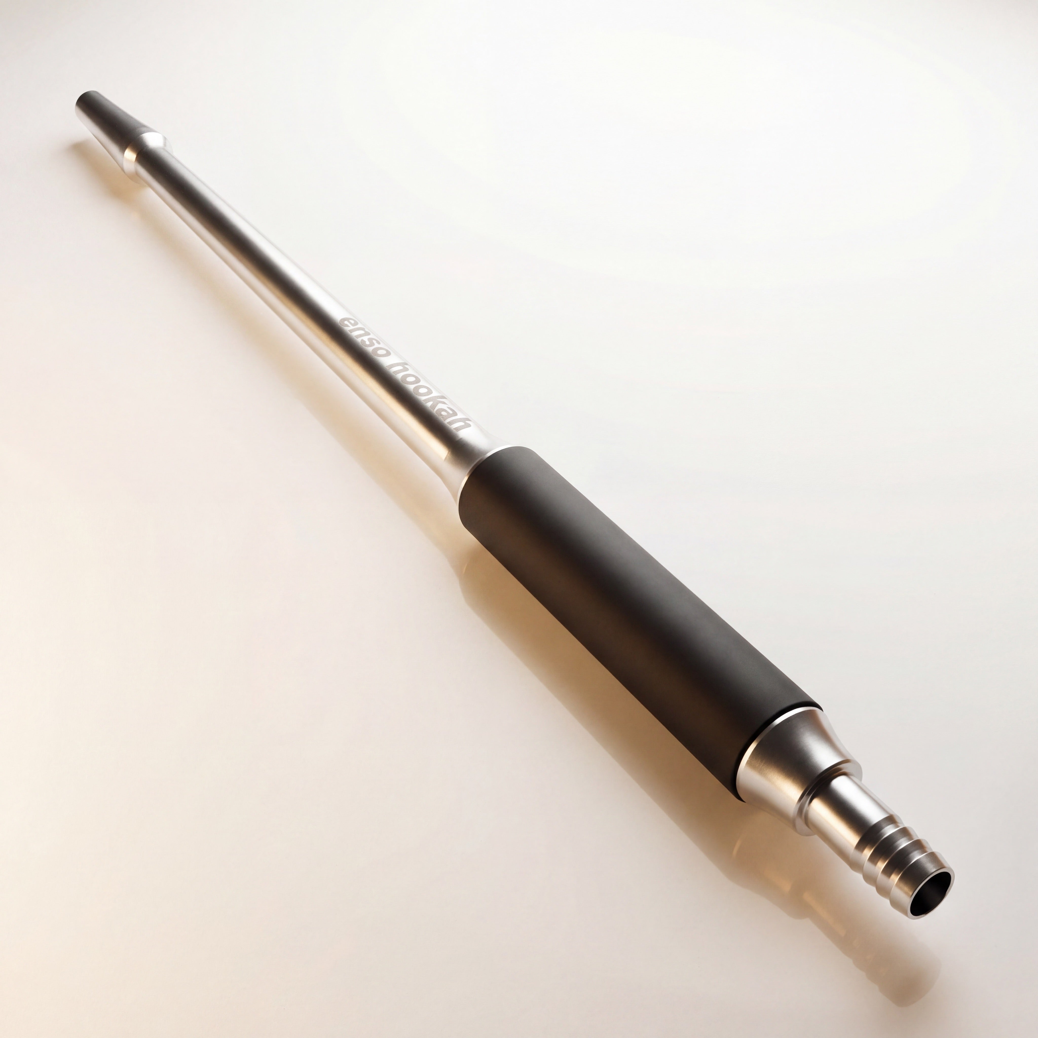 Enso Hookah Modular Mouthpiece in polished silver aluminium with matte black silicone grip – The Premium Way