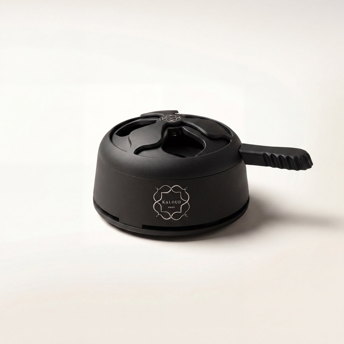 Kaloud Lotus I+ Niris Black heat management device on a clean studio backdrop., image 4 of 15