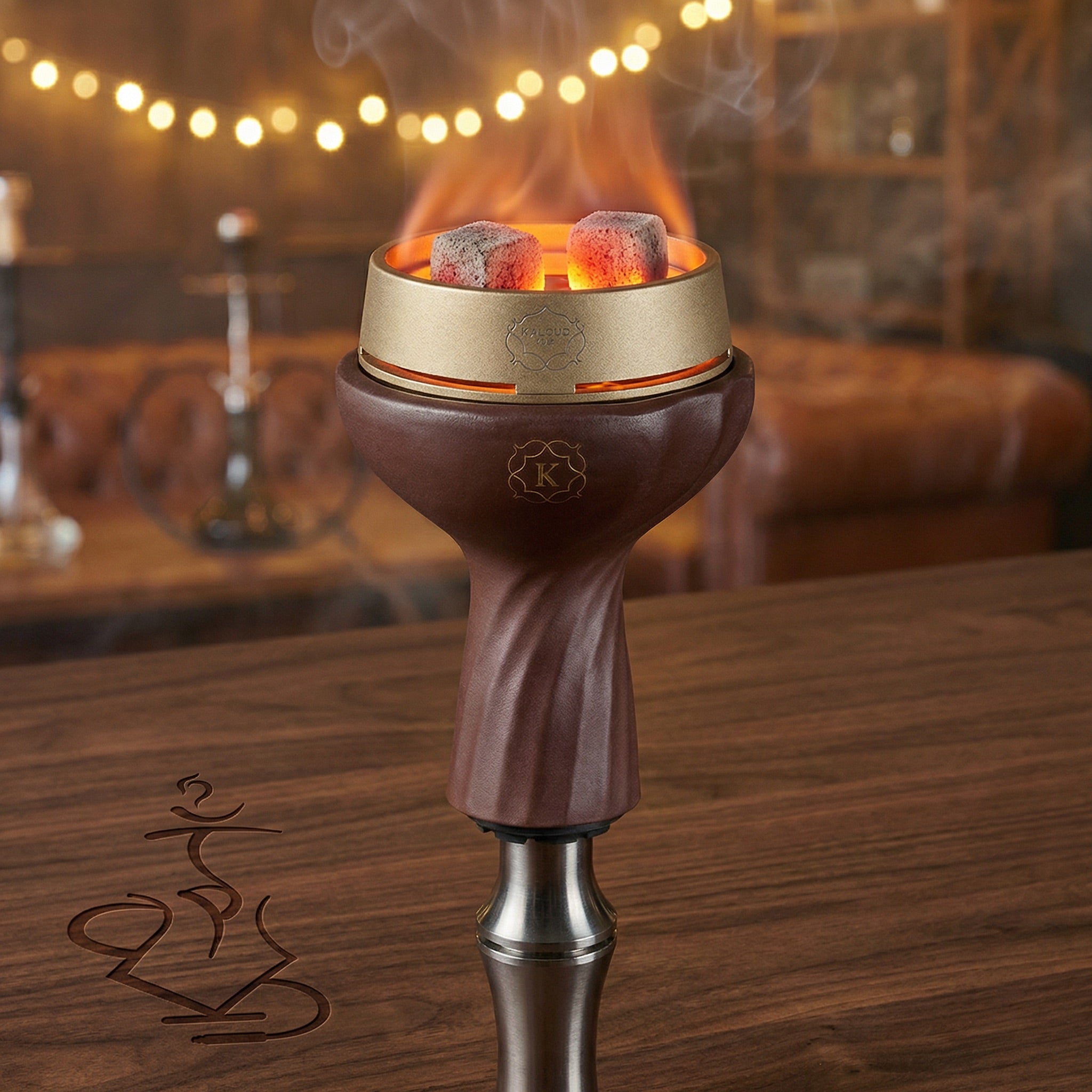 Kaloud Samsaris Kore Dào black clay phunnel bowl with Kaloud Lotus I+3 gold heat management device and glowing coals in a warm session setting