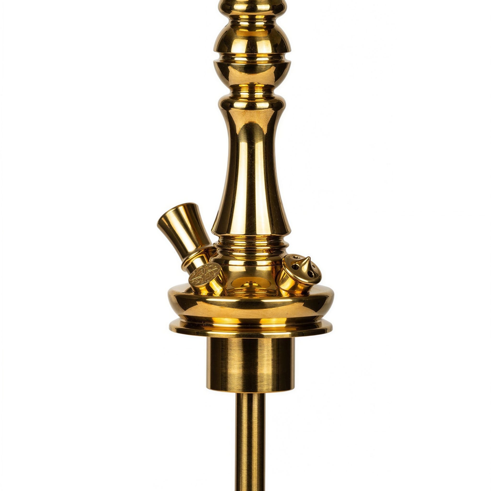Detail of the Moze Tradi M Gold shisha gold base connector and downstem fitting above the cut-glass vessel