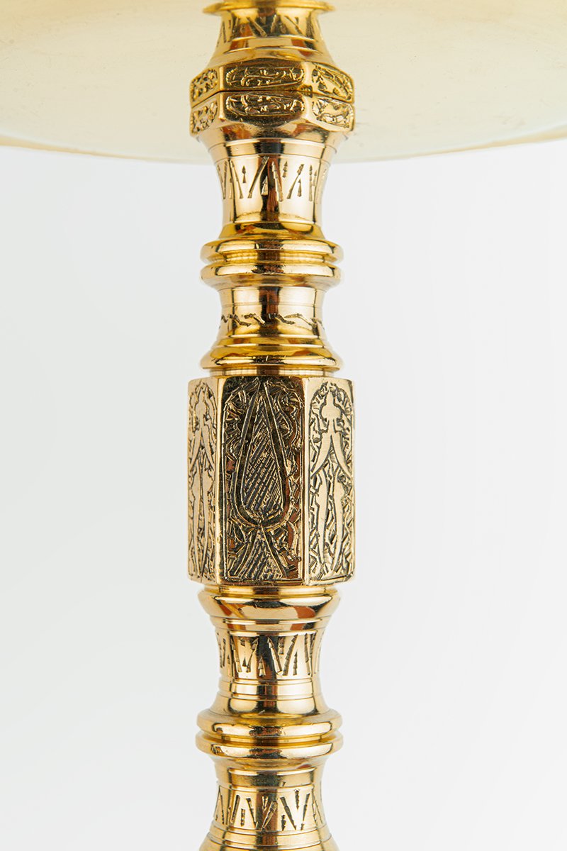 Shika Camersi CNC Brass Shisha Pipe, stem engraving detail