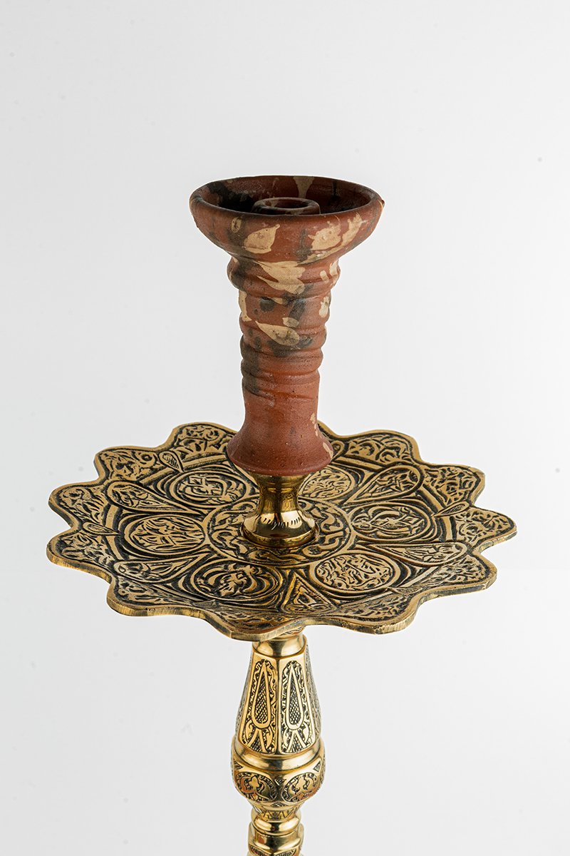 Shika Drakon Egyptian Brass Shisha Pipe, Oblivion clay bowl on the engraved tray, from above