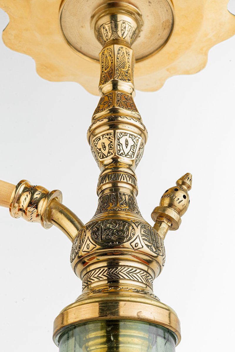 Shika Valen Egyptian Brass Shisha Pipe, Oblivion clay bowl on the engraved tray, from above